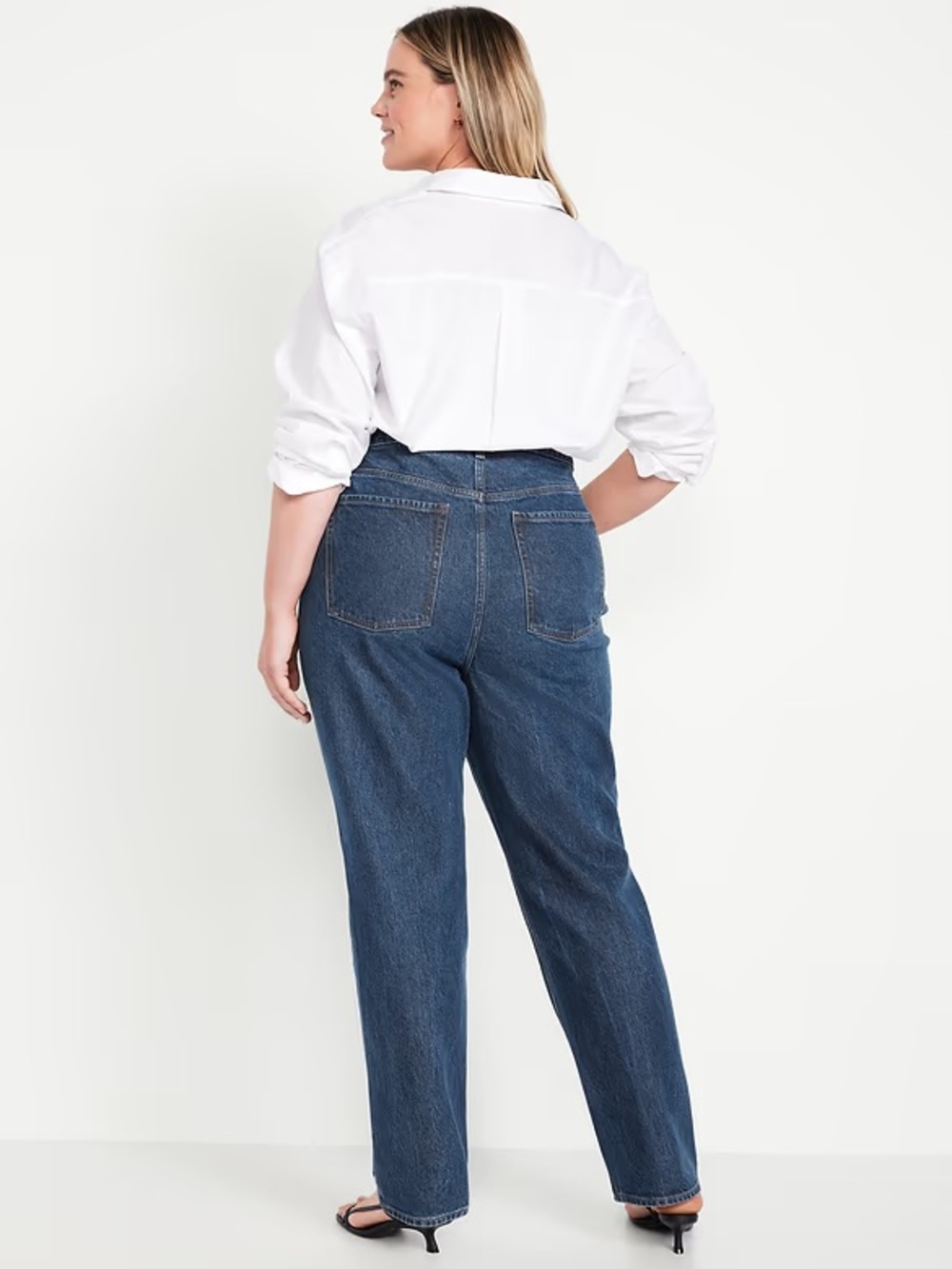 NWT Old Navy Extra High-Waisted Studded Straight Jeans in Studded Medium Wash - Picture 2 of 11
